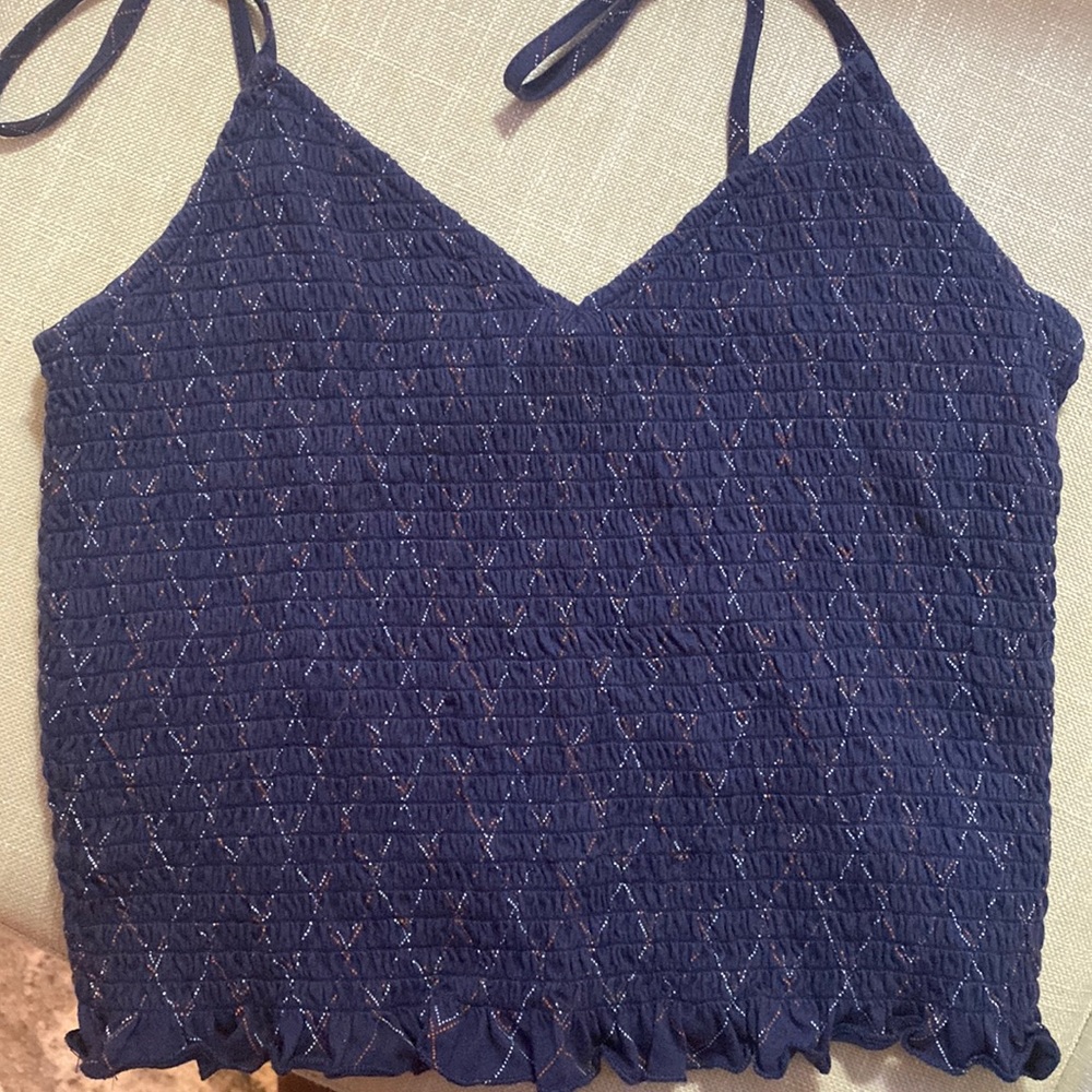 Women’s American Eagle spaghetti strap crop top. Navy. Size small.